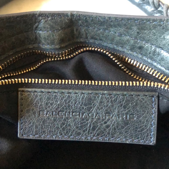 Balenciaga Agneau Classic Hardware Medium City bag - Picture 8 of 11